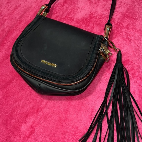 Steve Madden Crossbody Saddle Bag - Picture 2 of 10
